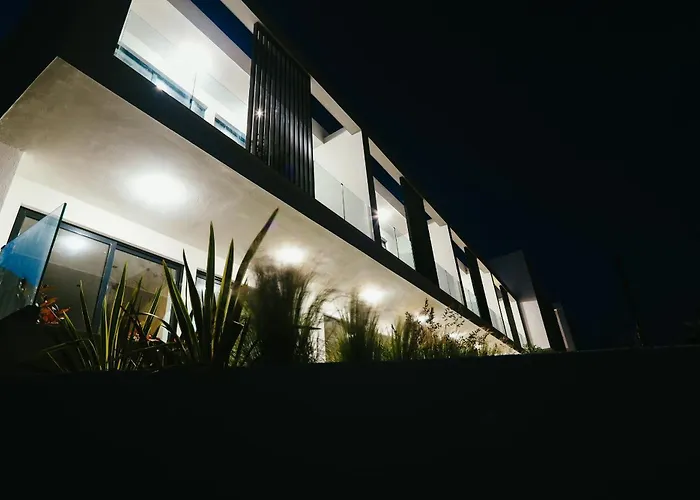 Fenias Luxury Studios